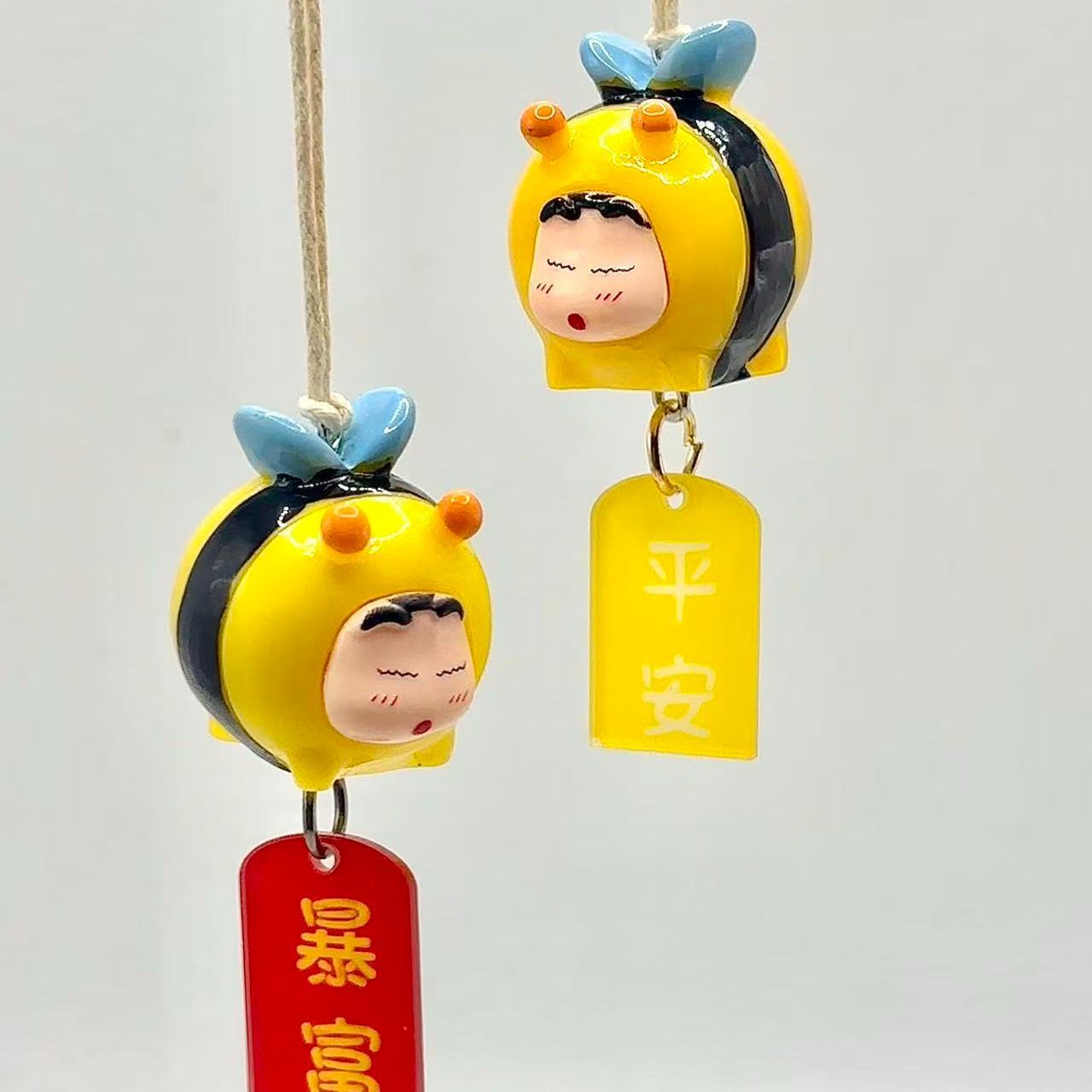 Car Accessories Gifts - Figurine de cosplay d'abeille de Crayon